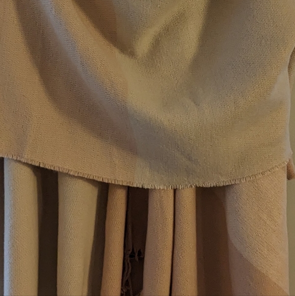 Soia & Kyo fringe wrap - Picture 4 of 8